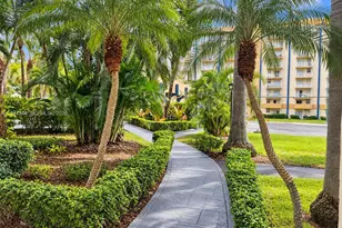 4550 NW 9th St, Miami, FL 33126 - Photo 26