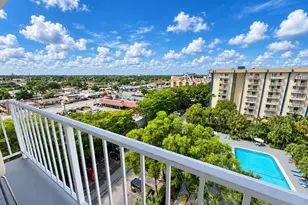 4550 NW 9th St, Miami, FL 33126 - Photo 24