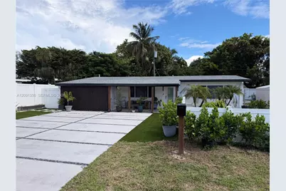 310 NE 12th Ave, Pompano Beach, FL 33060 - Photo 1