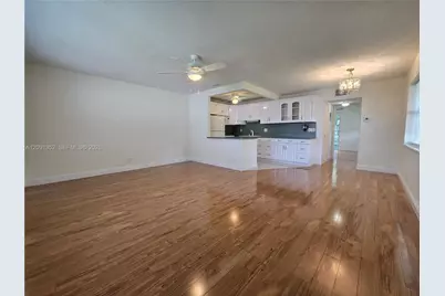 880 W Horizons W #205, Boynton Beach, FL 33435 - Photo 8