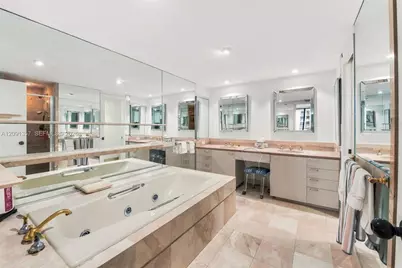 2 Grove Isle Dr #B609, Miami, FL 33133 - Photo 30
