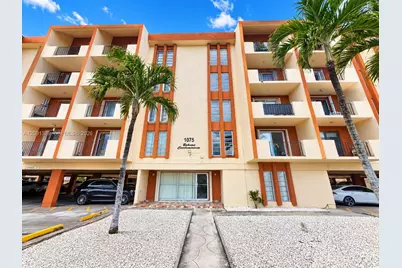 1075 W 68th St #415, Hialeah, FL 33014 - Photo 2