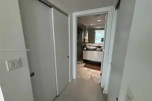 9821 E Bay Harbor Dr, Bay Harbor Islands, FL 33154 - Photo 10