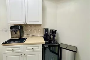 17150 N Bay Rd, Sunny Isles Beach, FL 33160 - Photo 10