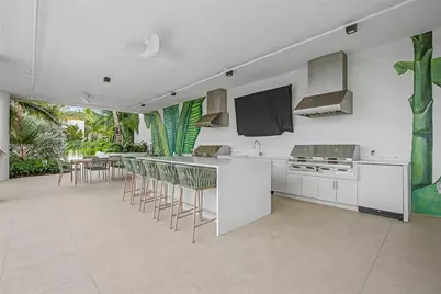 2200 Brickell Avenue #405, Miami, FL 33129 - Photo 18