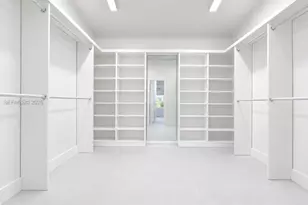 2000 S Bayshore Dr, Miami, FL 33133 - Photo 16