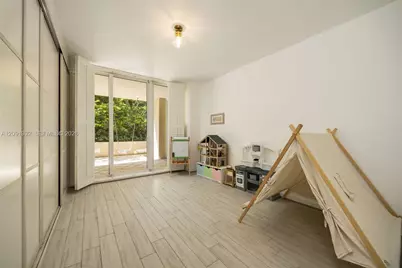 445 Grand Bay Dr #104, Key Biscayne, FL 33149 - Photo 24