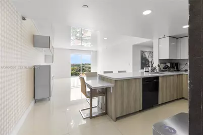 3000 Coral Way #1110, Miami, FL 33145 - Photo 14