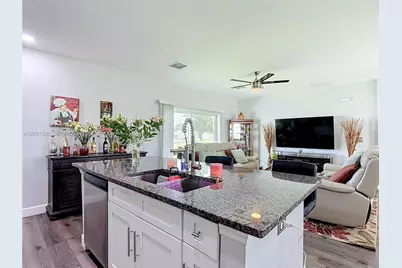 668 Dromedary Ct, Other City - In The State Of Florida, FL 34759 - Photo 12