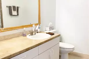 1372 Veracruz Ln, Weston, FL 33327 - Photo 10