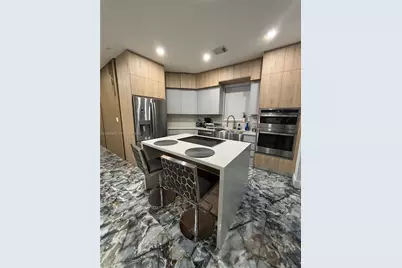 7983 NW 114th Pl, Doral, FL 33178 - Photo 4