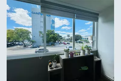 1555 W 44th Pl #214D, Hialeah, FL 33012 - Photo 32