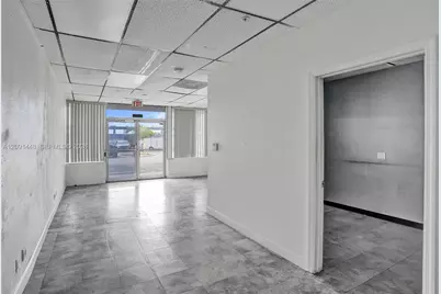 3908 NW 19th St, Lauderhill, FL 33311 - Photo 4