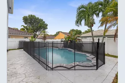 20833 NW 14th Ct, Pembroke Pines, FL 33029 - Photo 14