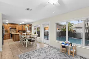 20833 NW 14th Ct, Pembroke Pines, FL 33029 - Photo 10