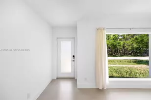 701 NE 119th St, Biscayne Park, FL 33161 - Photo 2