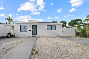 431 E 62nd St, Hialeah, FL 33013 - Photo 1