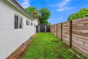 6551 Scott St, Hollywood, FL 33024 - Photo 34