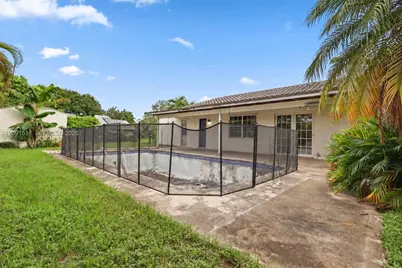 15221 SW 158th St, Miami, FL 33187 - Photo 32