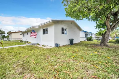 1401 NE 152nd St, North Miami Beach, FL 33162 - Photo 26