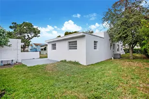 522 NW 47th Terrace, Miami, FL 33127 - Photo 2