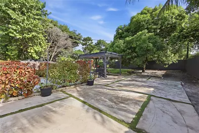 1170 NE 135th St, North Miami, FL 33161 - Photo 24