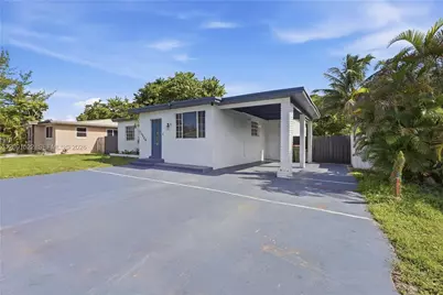 1170 NE 135th St, North Miami, FL 33161 - Photo 2