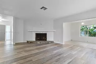 11000 NE 9th Ave, Biscayne Park, FL 33161 - Photo 2