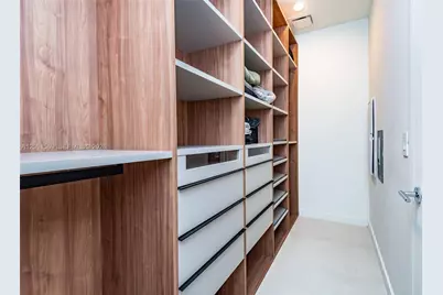 1400 Biscayne Blvd #405, Miami, FL 33132 - Photo 22