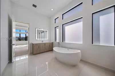 20342 Juniper Bay Ave, Boca Raton, FL 33434 - Photo 14