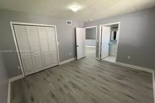 8015 Lake Dr, Doral, FL 33166 - Photo 14