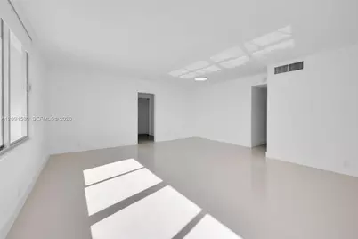 1000 West Ave #301, Miami Beach, FL 33139 - Photo 4