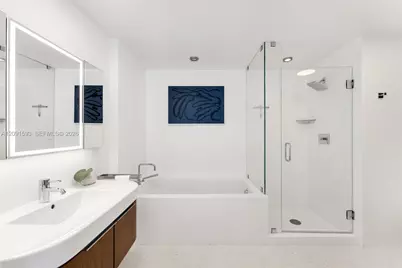 6799 Collins Ave #LPH02, Miami Beach, FL 33141 - Photo 28