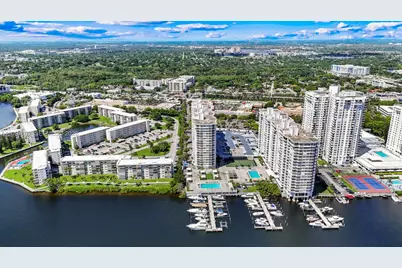 18021 Biscayne Blvd #1102, Aventura, FL 33160 - Photo 24