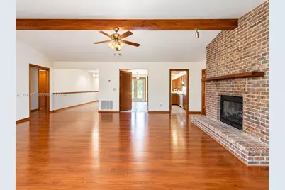 525 Hickory Drive, Other City - In The State Of Florida, FL 32003 - Photo 2