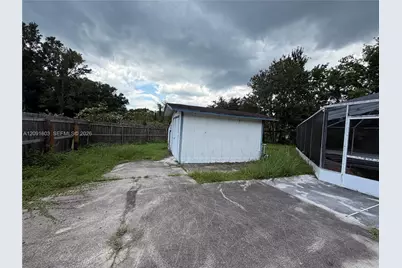525 Hickory Drive, Other City - In The State Of Florida, FL 32003 - Photo 4