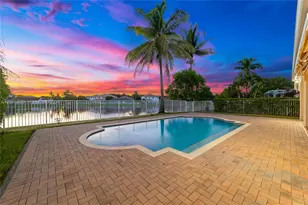 4400 Fox Ridge Dr, Weston, FL 33331 - Photo 2