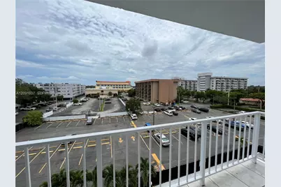 920 NE 169th St #504, North Miami Beach, FL 33162 - Photo 10