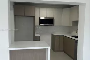 9230 SW 41st St, Miami, FL 33165 - Photo 4