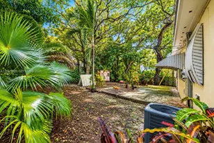 420 NW 42nd St, Miami, FL 33127 - Photo 4