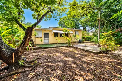 420 NW 42nd St, Miami, FL 33127 - Photo 6