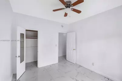 215 30th St #6, Miami Beach, FL 33140 - Photo 10