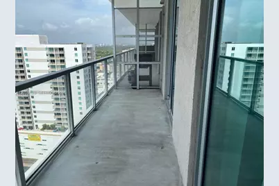 79 SW 12th St #2403-S, Miami, FL 33130 - Photo 8