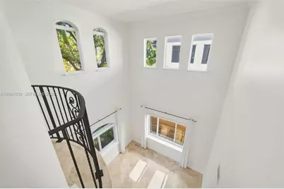 1650 Micanopy Ave, Coconut Grove, FL 33133 - Photo 10