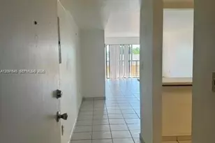 3945 SW 89th Ave, Miami, FL 33165 - Photo 4