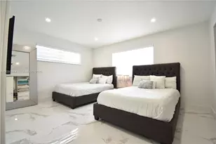 20501 NE 22nd Pl, Miami, FL 33180 - Photo 36