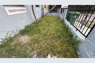 3896 NW 207th St Rd, Miami Gardens, FL 33055 - Photo 4