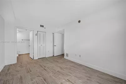 1 Glen Royal Pkwy #903, Miami, FL 33125 - Photo 26