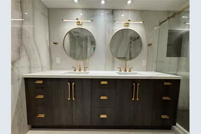 [Address not provided], Miami Beach, FL 33140 - Photo 30