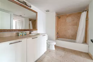 1800 N Bayshore Dr, Miami, FL 33132 - Photo 16